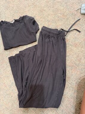 Women’s Black Lounge Pants & Top Set